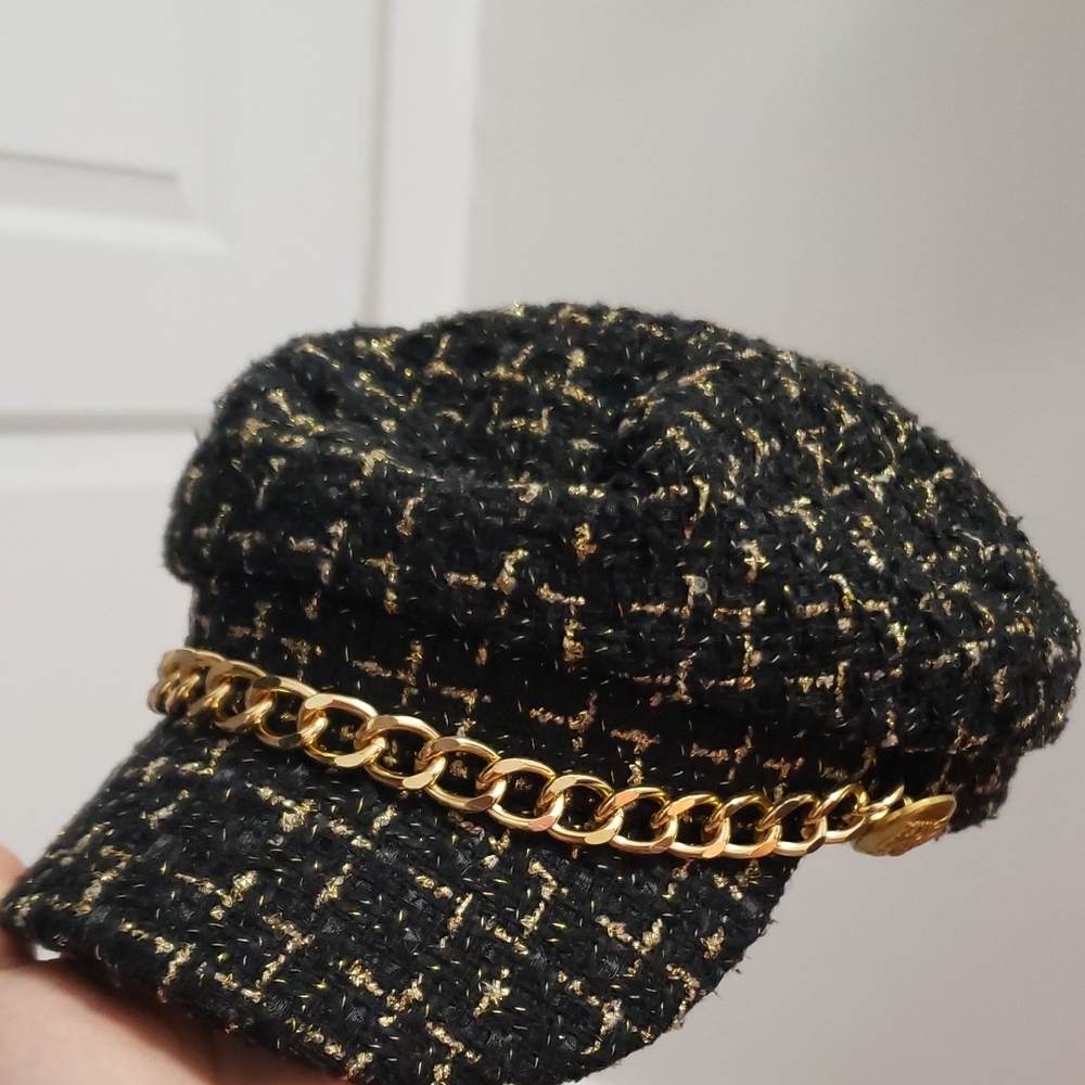 Chic Black and Gold Tweed Cap with Chain Detail